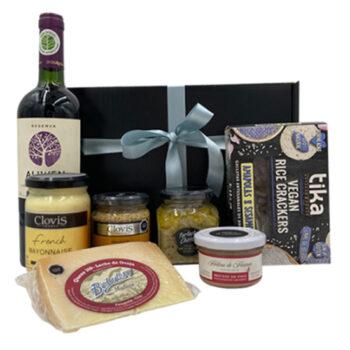 Caja diseñada con troquel para productos