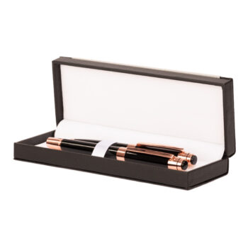 Set de Escritura negro con detalles encobrizados.